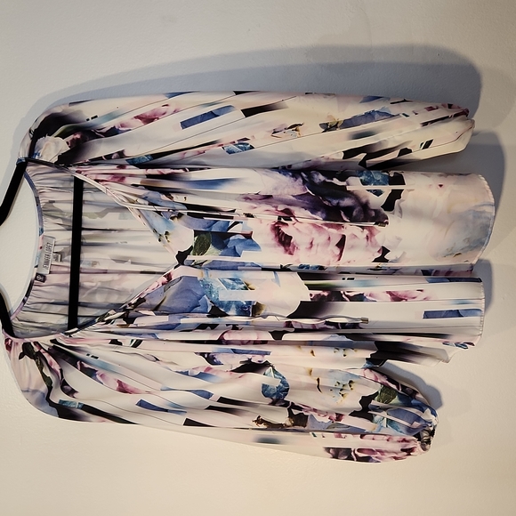 Jennifer Lopez Tops - Jennifer Lopez women long sleeve multicolor size xs